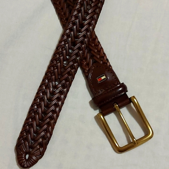 Tommy Hilfiger genuine leather men's belt - Picture 2 of 5
